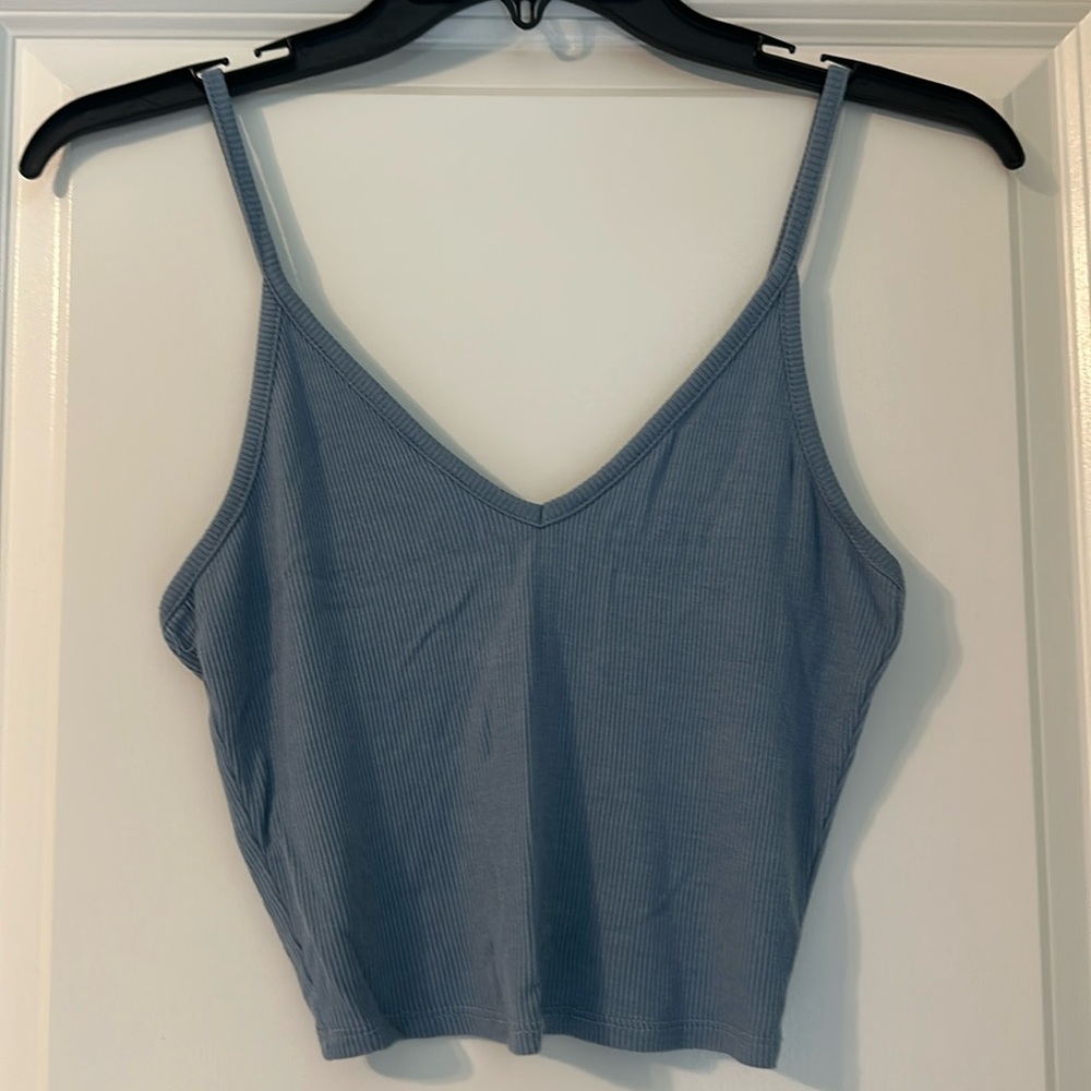 blue crop top